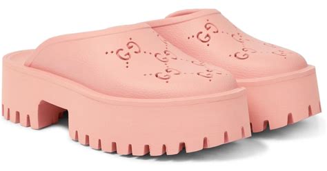 gucci pink clogs